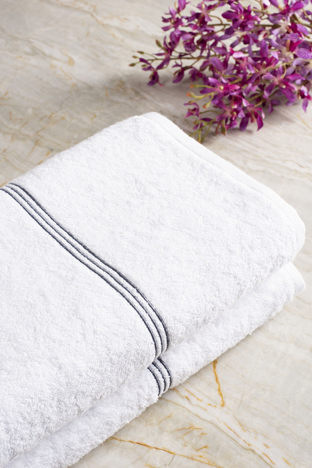 Eloise Grey Towel Set