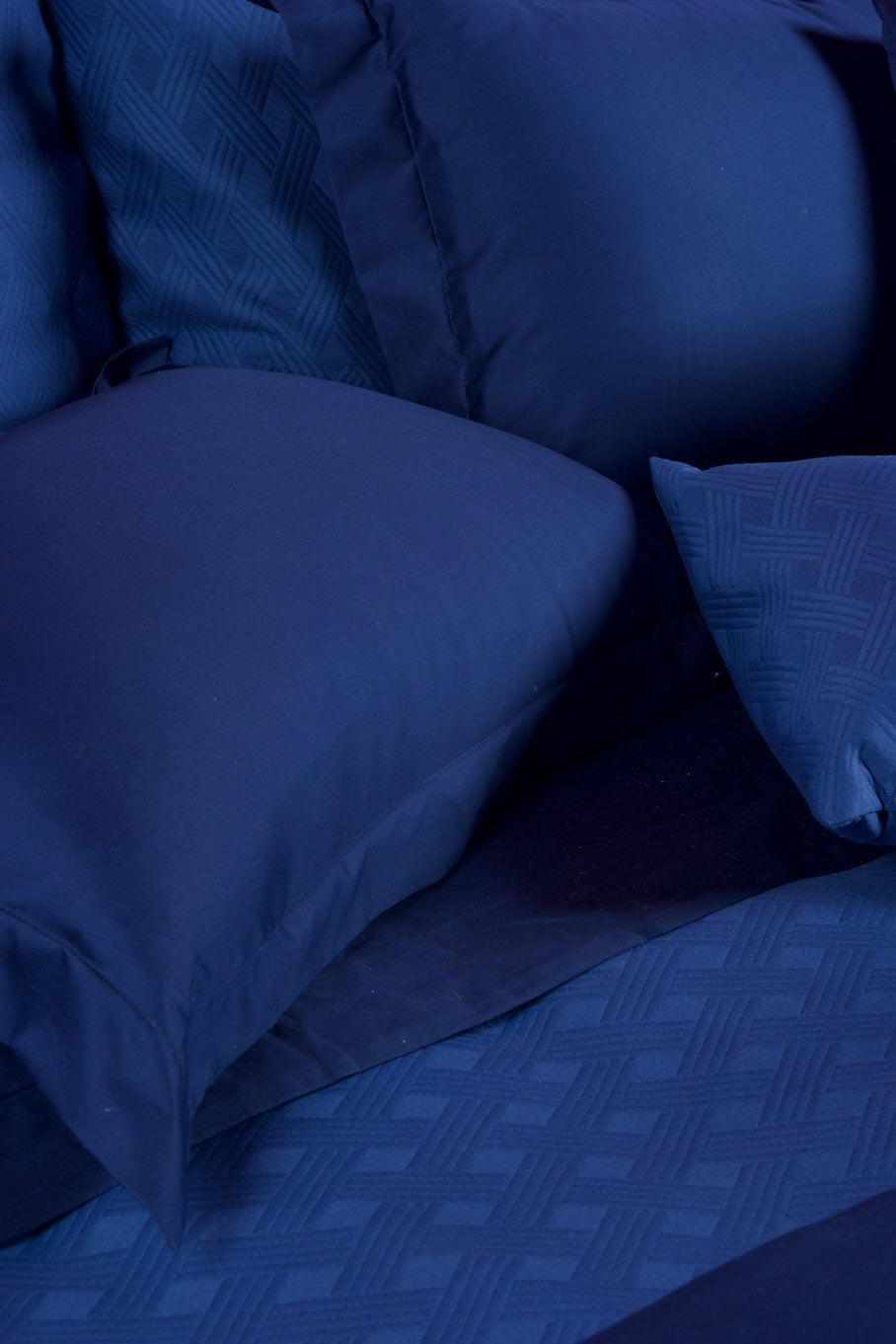 Bisou Royal Blue Euro Sham